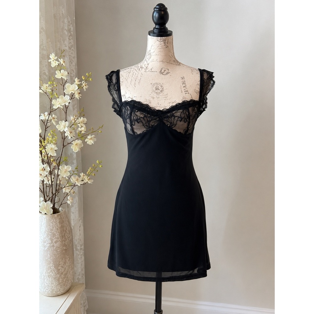 Black Lace Lined Mini Dress Women's Medium Open Back Tie Romantic Coquette Goth